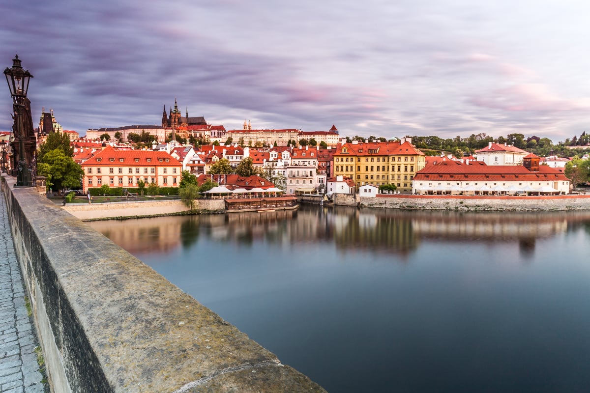 Capturing the Essence of Prague Castle: A Photographer\'s Guide
