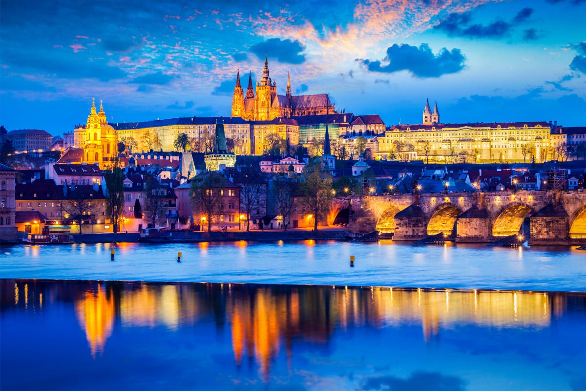 Essential Tips for First-Time Visitors to Prague Castle
