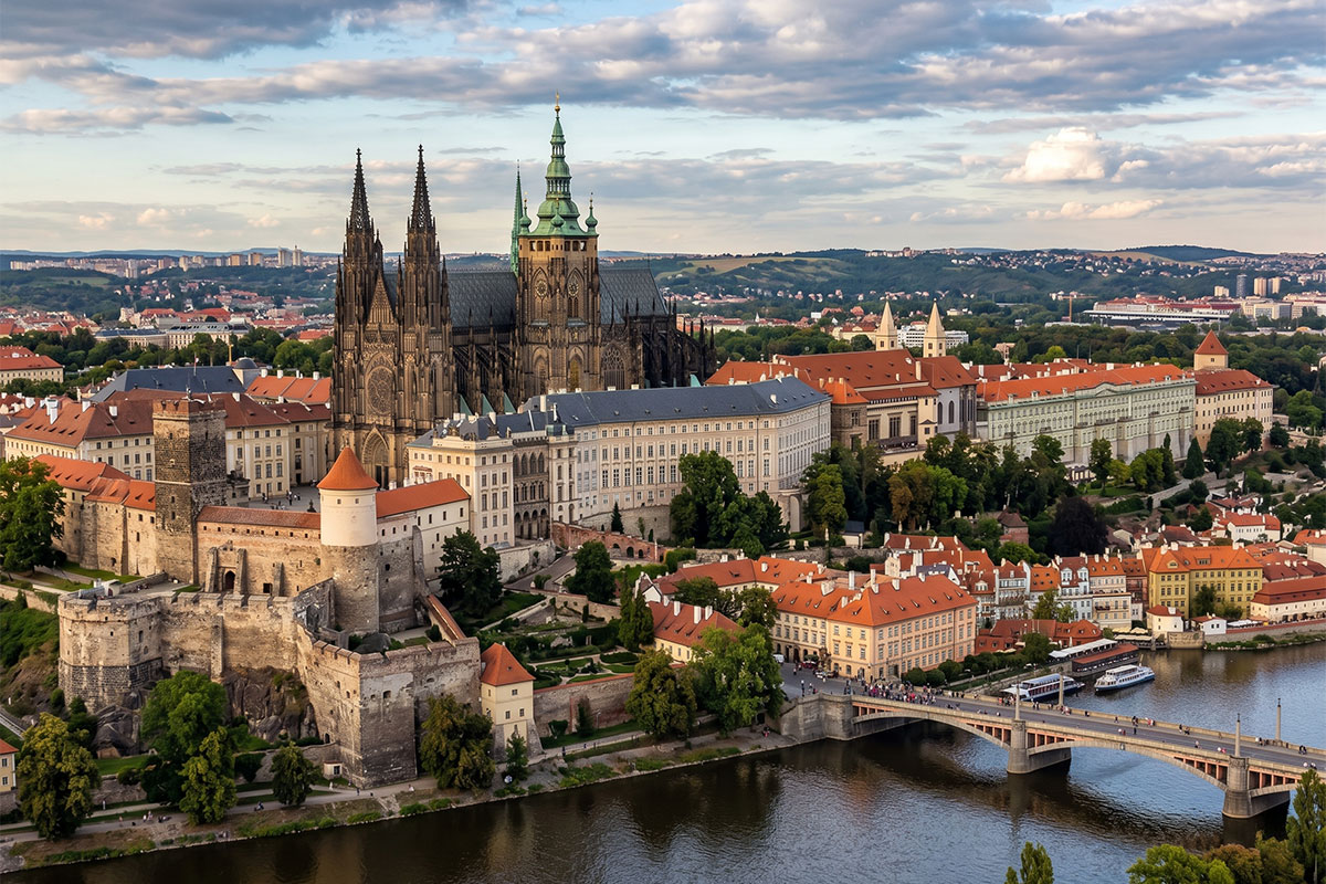 The Evolution of Prague Castle: From Fortress to Palace